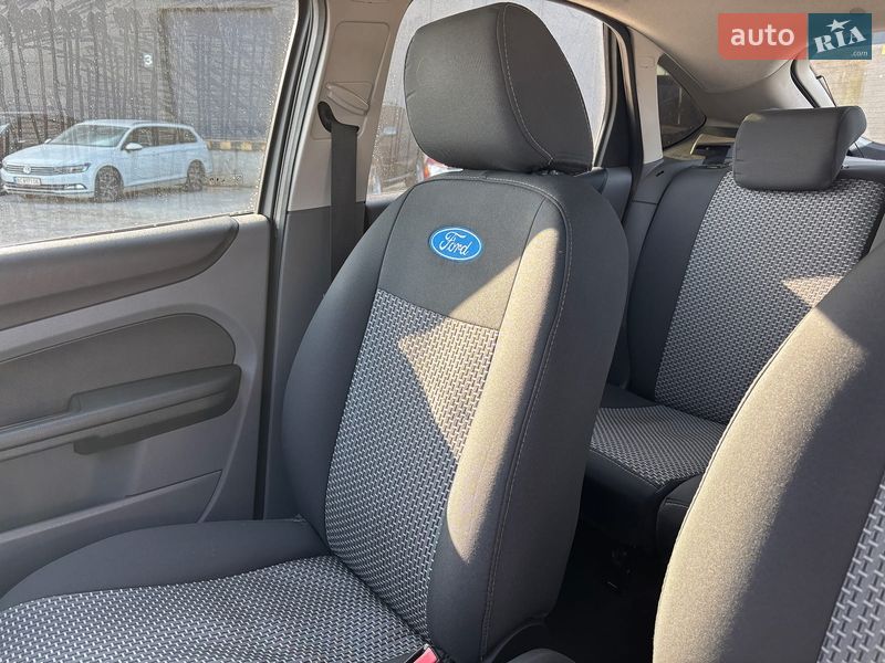 Хетчбек Ford Focus 2008 в Львові