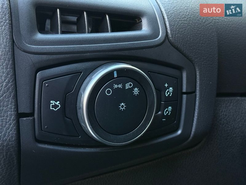 Хэтчбек Ford Focus 2016 в Николаеве