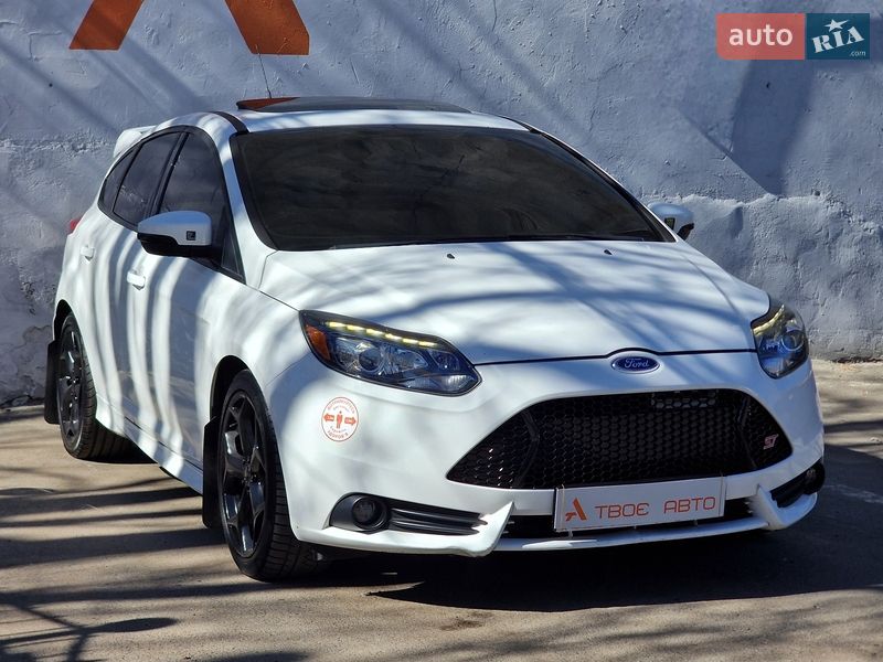 Хэтчбек Ford Focus 2013 в Одессе