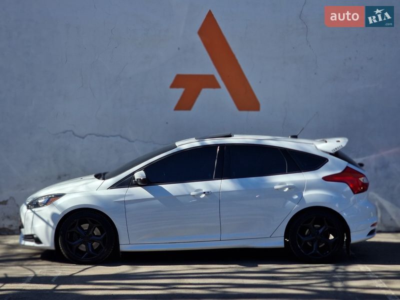 Хэтчбек Ford Focus 2013 в Одессе