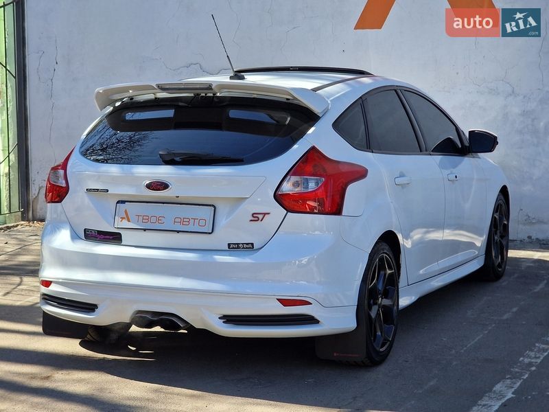 Хэтчбек Ford Focus 2013 в Одессе