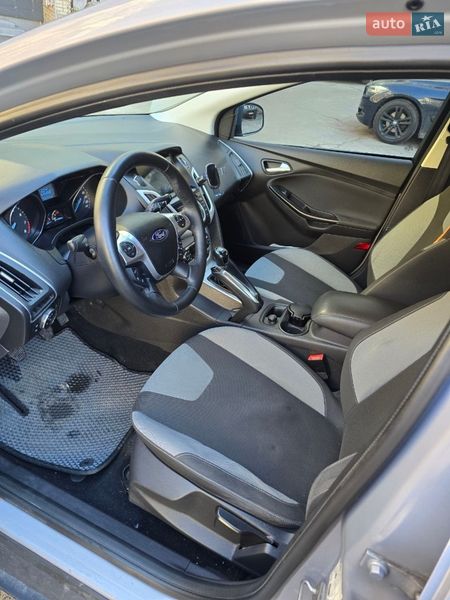 Хэтчбек Ford Focus 2013 в Киеве