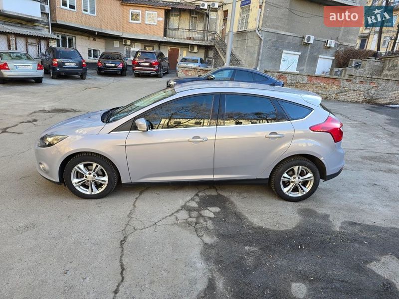 Хэтчбек Ford Focus 2013 в Киеве