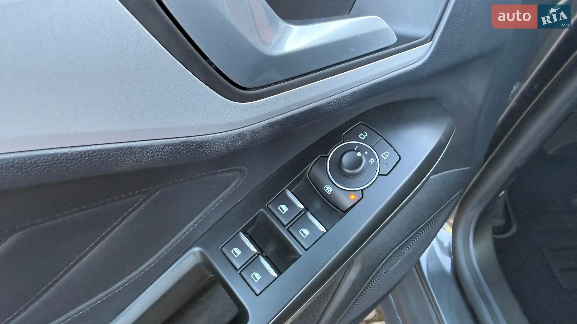2021 Ford Focus - мініатюра 19