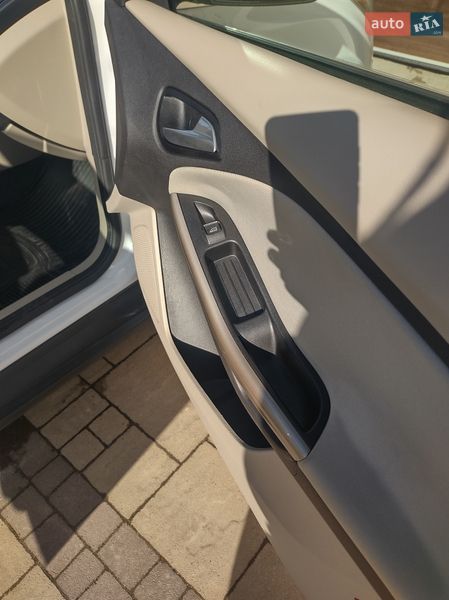 Хетчбек Ford Focus 2011 в Львові