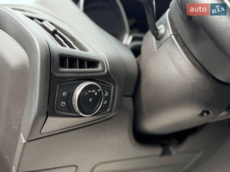 Хетчбек Ford Focus 2015 в Львові