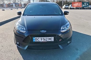 Хэтчбек Ford Focus 2013 в Львове