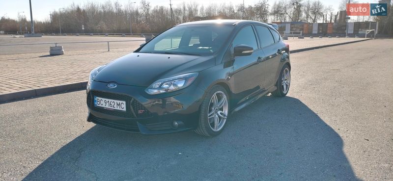 Хэтчбек Ford Focus 2013 в Львове