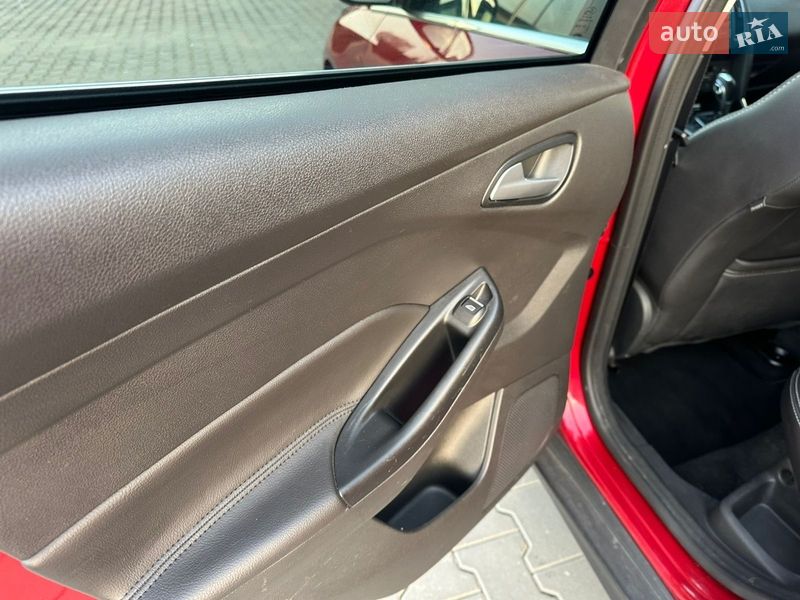 Универсал Ford Focus 2016 в Луцке фото 38 Универсал Ford Focus 2016 в Луцке