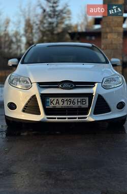 Хэтчбек Ford Focus 2011 в Киеве