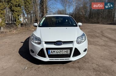 Хетчбек Ford Focus 2014 в Житомирі