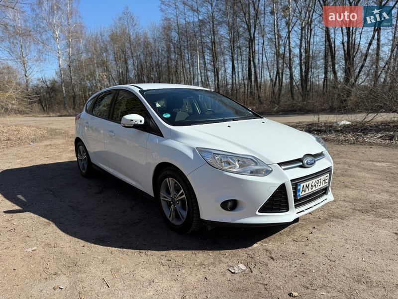 Хетчбек Ford Focus 2014 в Житомирі