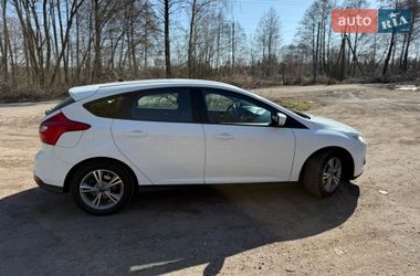 Хетчбек Ford Focus 2014 в Житомирі