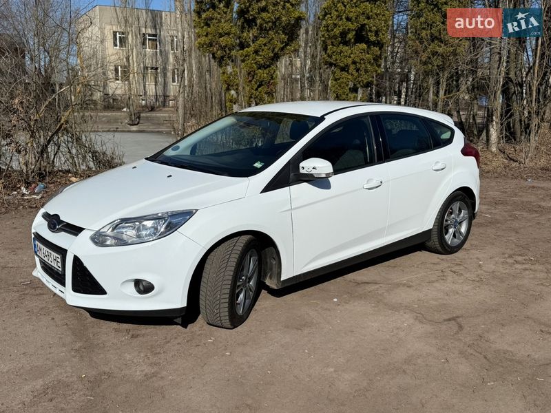 Хетчбек Ford Focus 2014 в Житомирі
