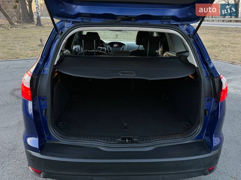 Універсал Ford Focus 2013 в Звягелі