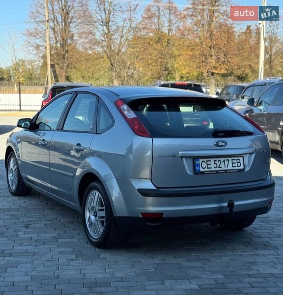 Хэтчбек Ford Focus 2005 в Вашковцах