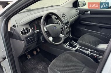 Хэтчбек Ford Focus 2005 в Вашковцах