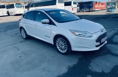 Хэтчбек Ford Focus 2014 в Киеве