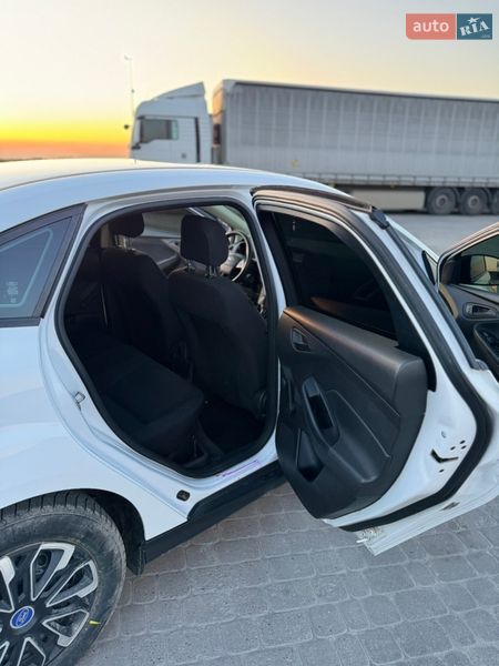 Седан Ford Focus 2018 в Бродах фото 11 Седан Ford Focus 2018 в Бродах