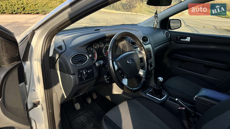 Седан Ford Focus 2007 в Мукачево