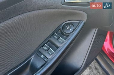 Хэтчбек Ford Focus 2012 в Запорожье
