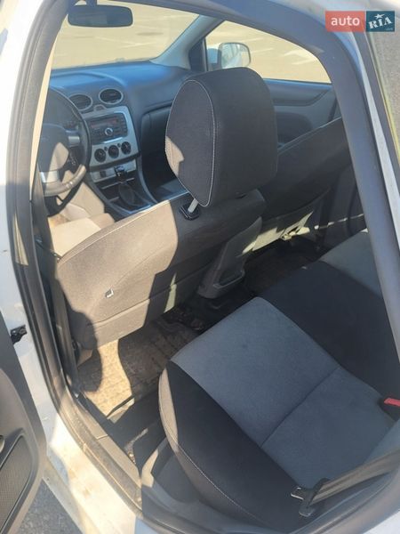 Хэтчбек Ford Focus 2011 в Киеве