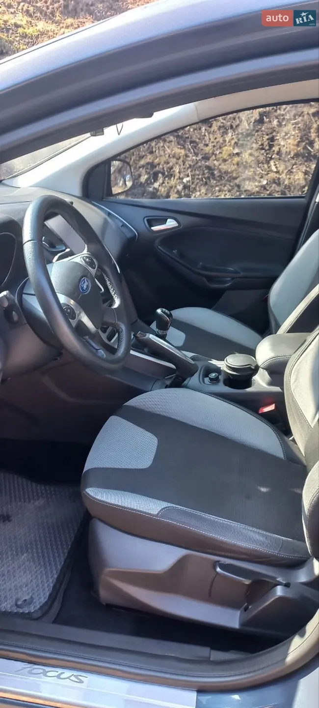 2011 Ford Focus - мініатюра 10