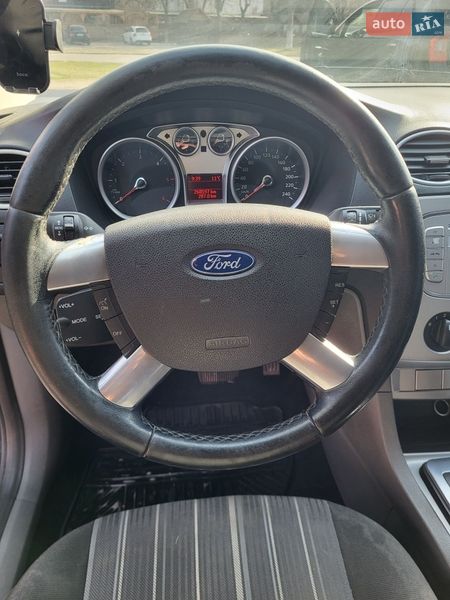 Хэтчбек Ford Focus 2009 в Николаеве