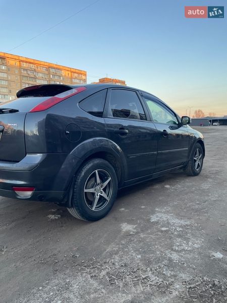Хэтчбек Ford Focus 2007 в Каменском