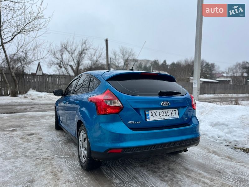 Хэтчбек Ford Focus 2011 в Чернигове