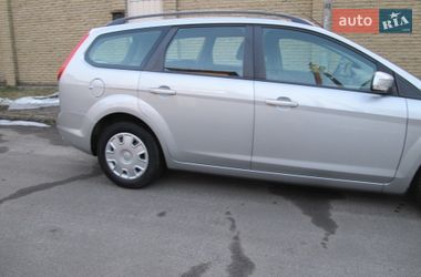 Универсал Ford Focus 2009 в Киеве