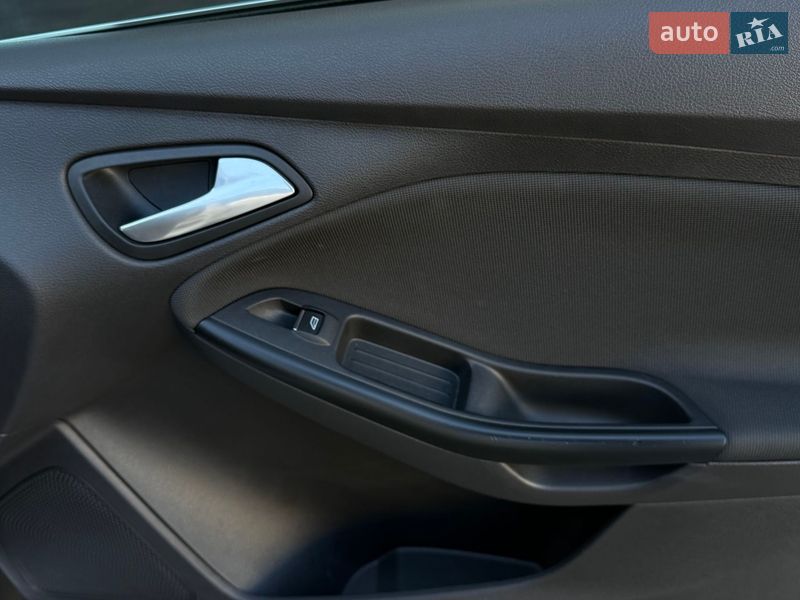 Хэтчбек Ford Focus 2013 в Николаеве