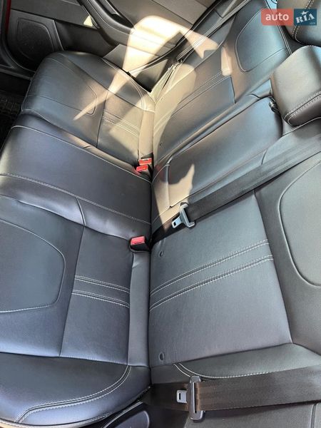 Седан Ford Focus 2014 в Києві