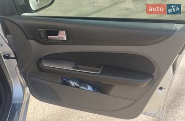 Хэтчбек Ford Focus 2011 в Киеве