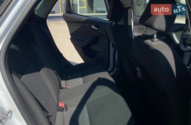 Седан Ford Focus 2015 в Львове