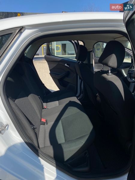 Седан Ford Focus 2015 в Львове