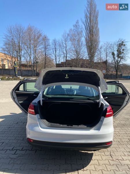Седан Ford Focus 2015 в Львове
