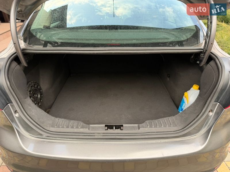 Седан Ford Focus 2014 в Дніпрі