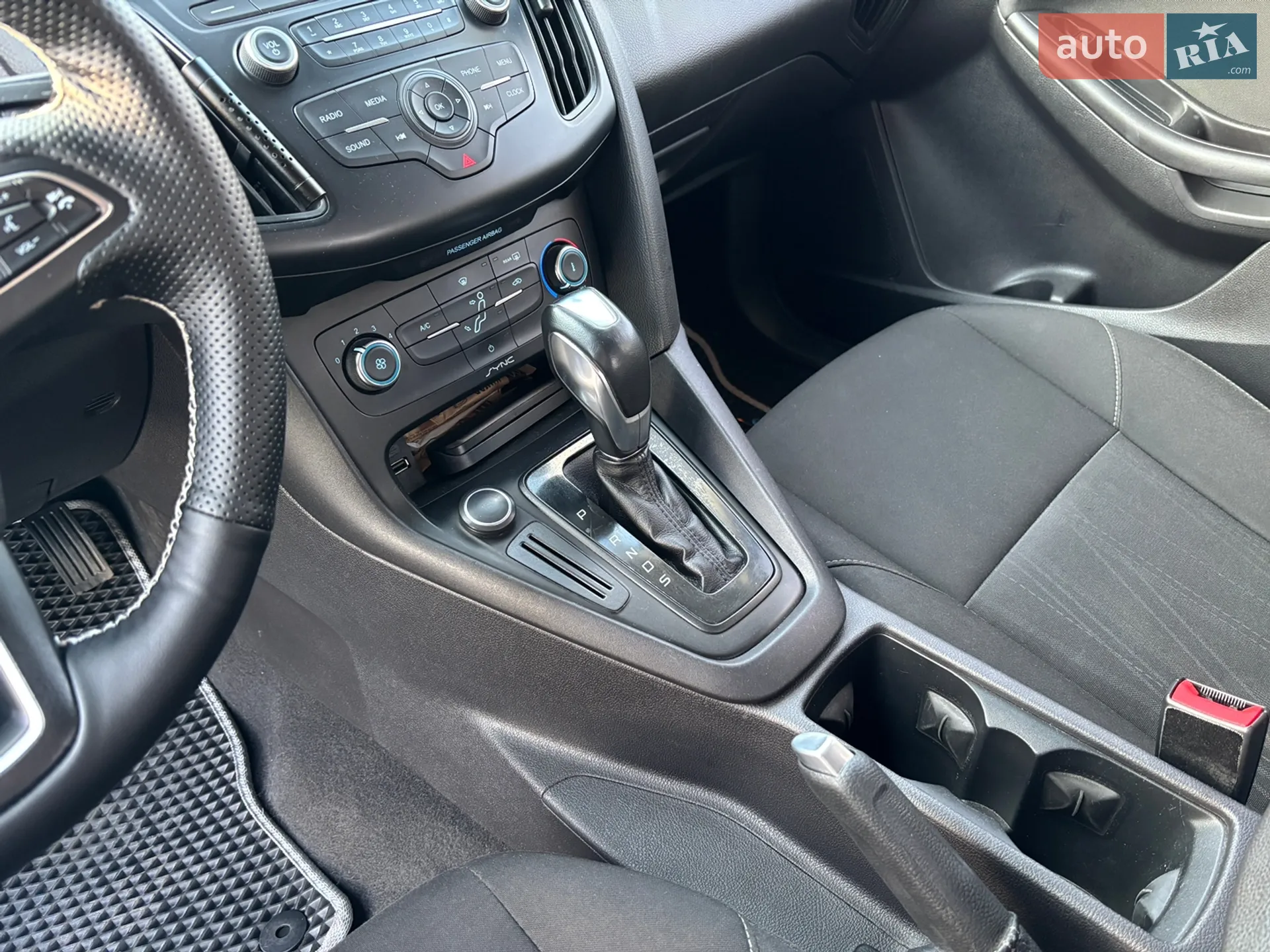 2015 Ford Focus - мініатюра 10