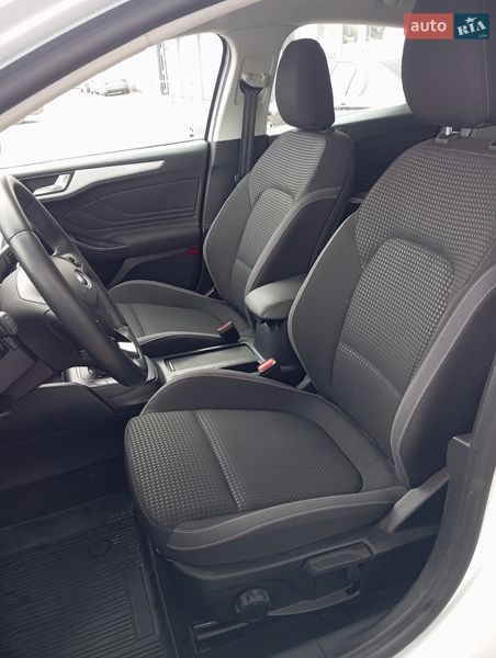Хэтчбек Ford Focus 2020 в Киеве