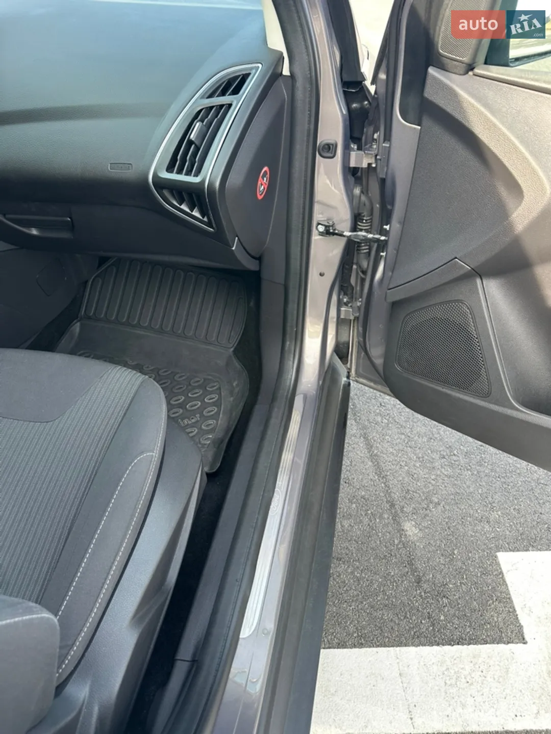 2012 Ford Focus - мініатюра 13