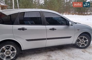 Хэтчбек Ford Focus 2004 в Славуте