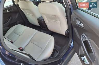 Хэтчбек Ford Focus 2015 в Коростене