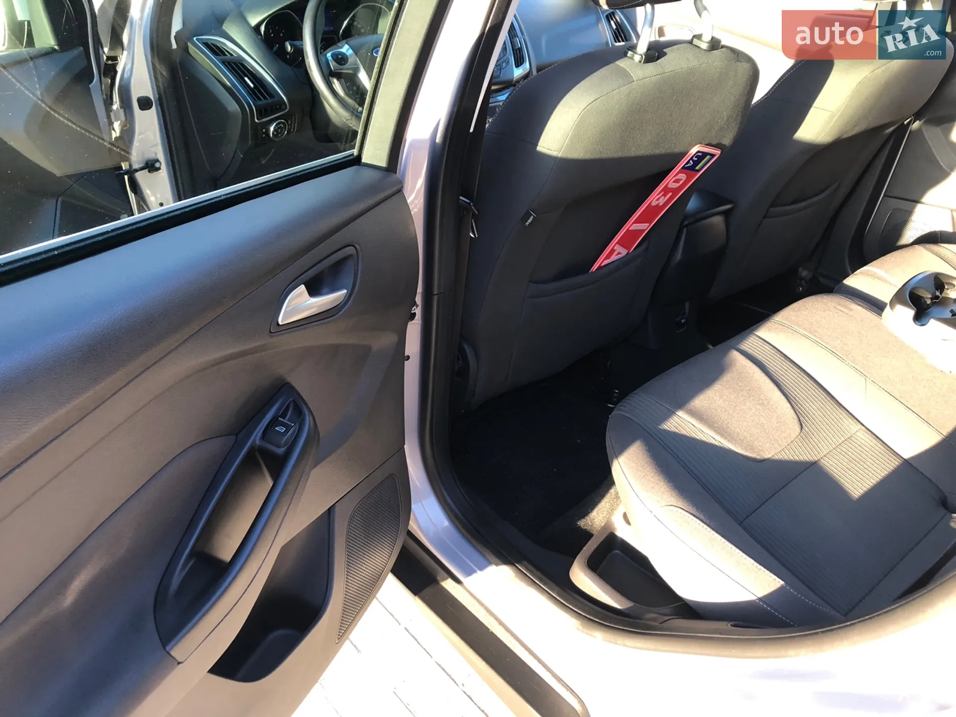 2012 Ford Focus - мініатюра 10