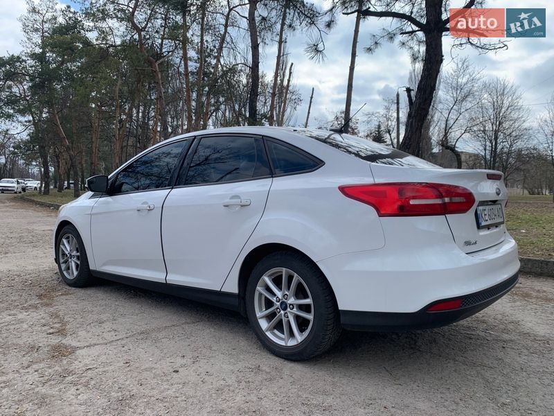 Седан Ford Focus 2017 в Кривом Роге