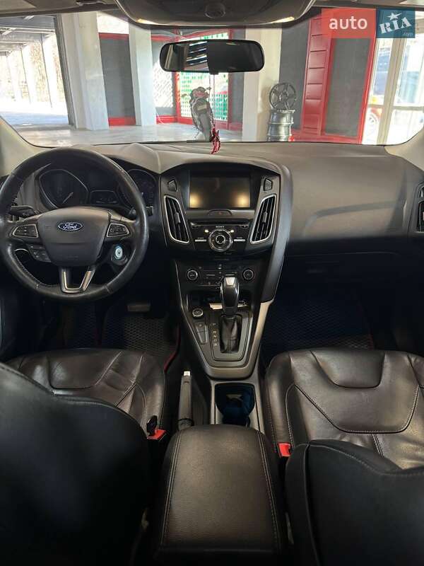 Седан Ford Focus 2016 в Запорожье