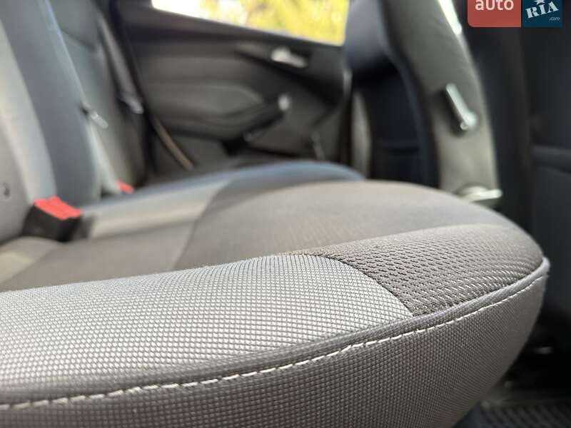 Универсал Ford Focus 2012 в Ровно