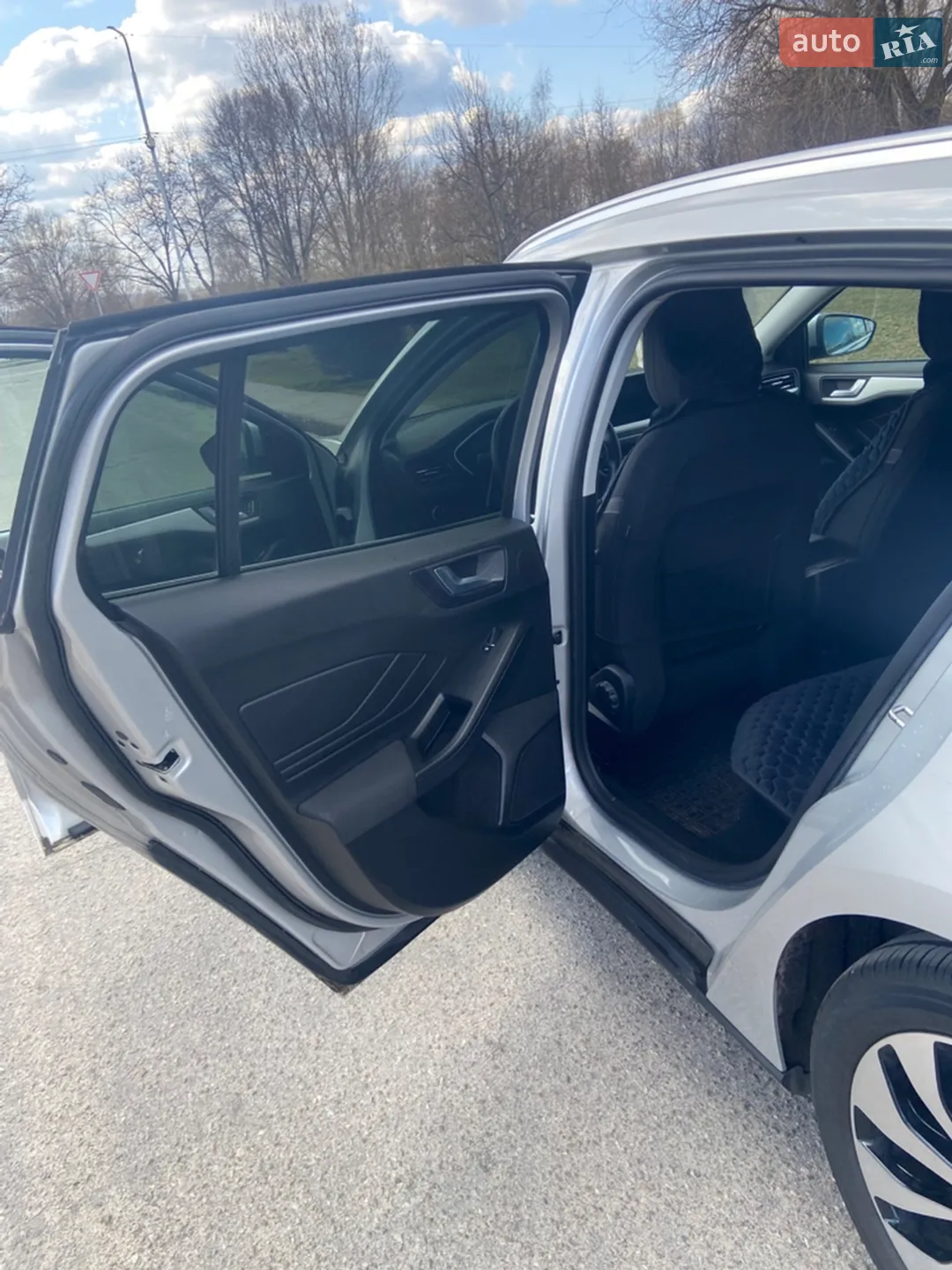 2019 Ford Focus - мініатюра 16