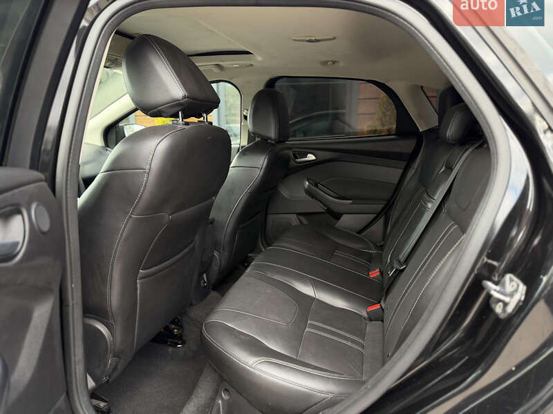 Хэтчбек Ford Focus 2012 в Шептицькому