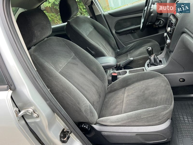 Седан Ford Focus 2007 в Києві фото 17 Седан Ford Focus 2007 в Києві